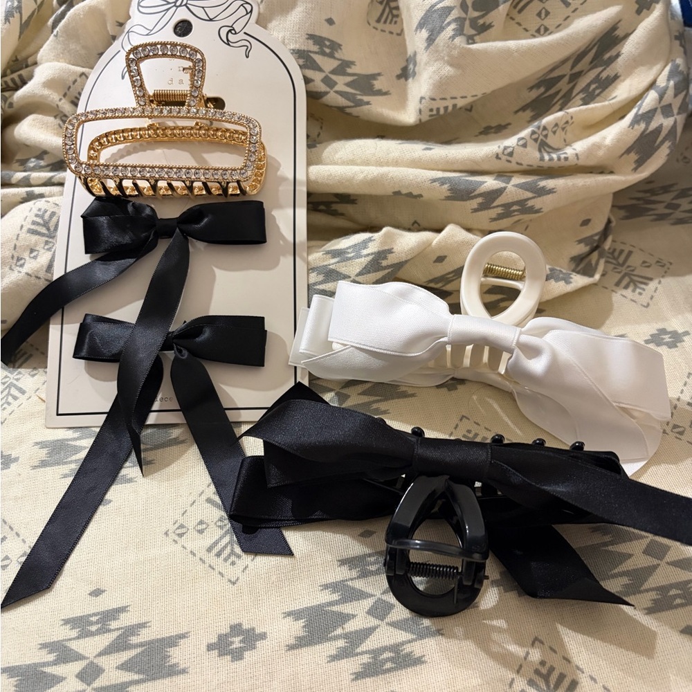 a new day Gold, Black, and White Hair Clip Set